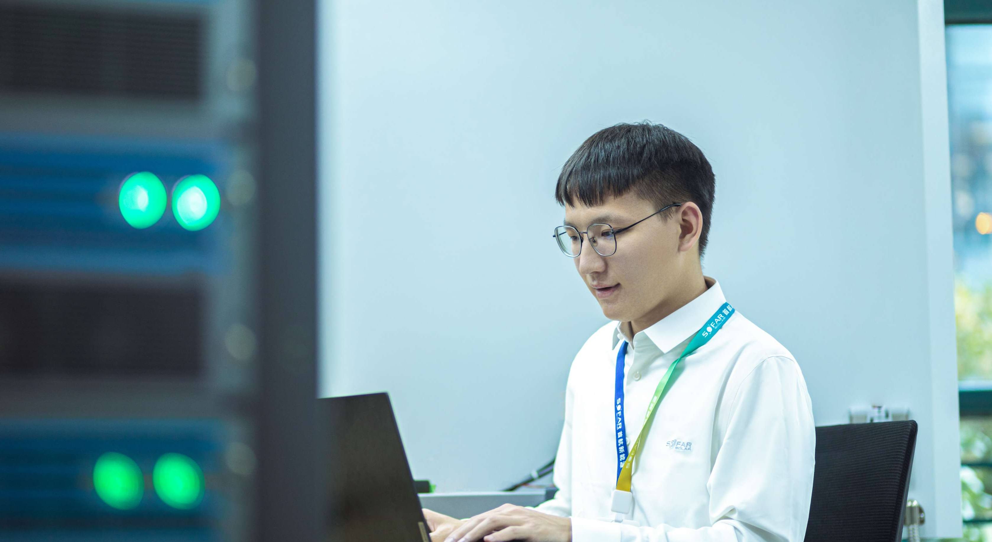 888���š����й������ٷ���վ